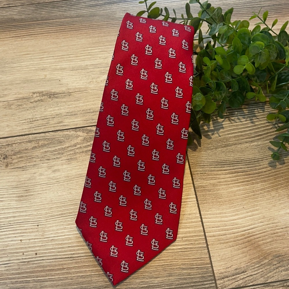 STL-St. Louis Cardinals MLB Genuine Merchandise Red Logo Men’s Tie Baseball